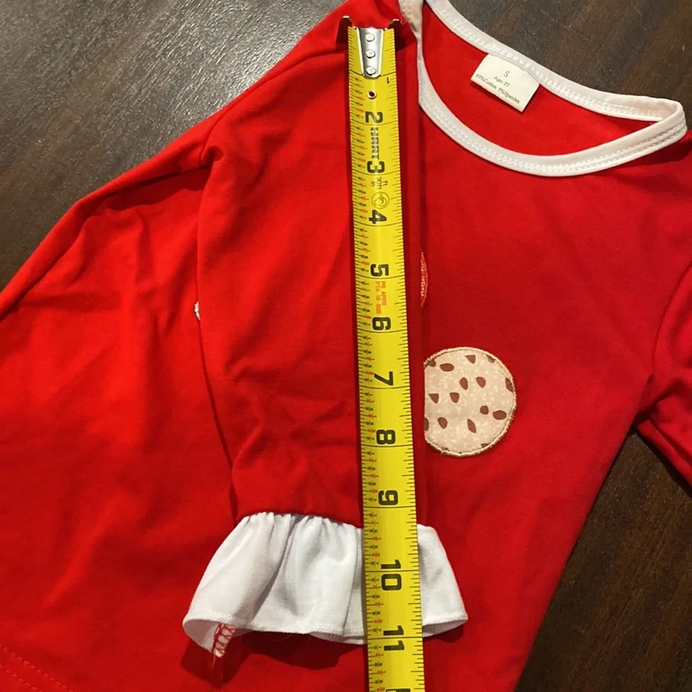 E782 Boutique Santa & Cookies NWT Girls Sz. 2T Cute